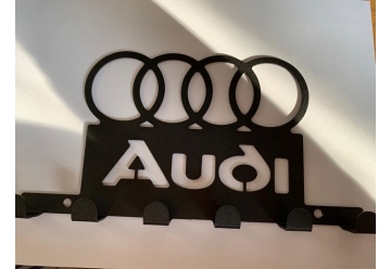 Věšák Audi